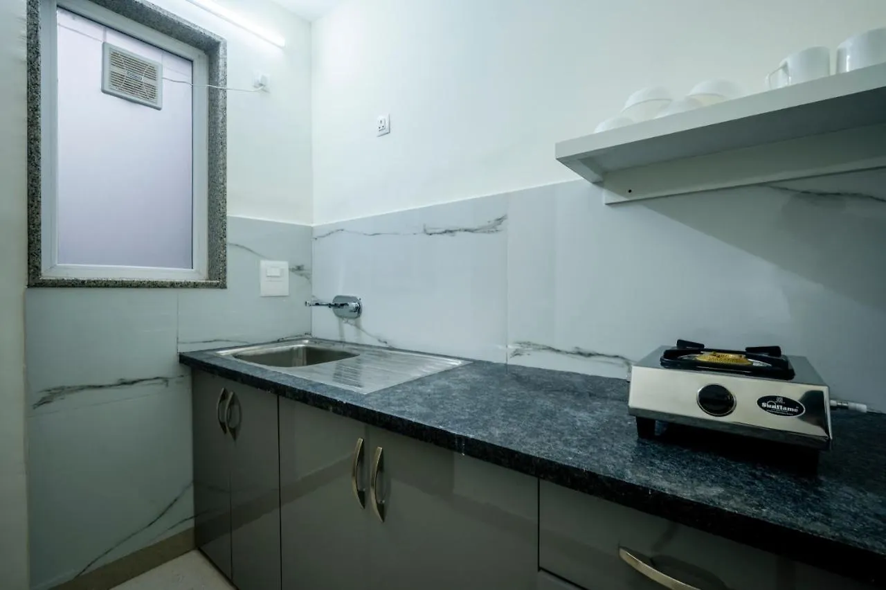 The Palms Inn I Near Medanta Medicity I Sec-38 Gurgaon