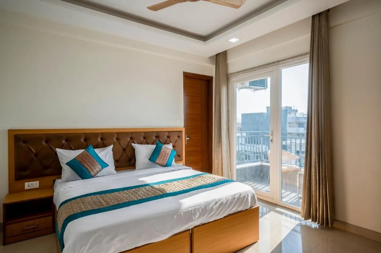 The Palms Inn I Near Medanta Medicity I Sec-38 Gurgaon Hotel