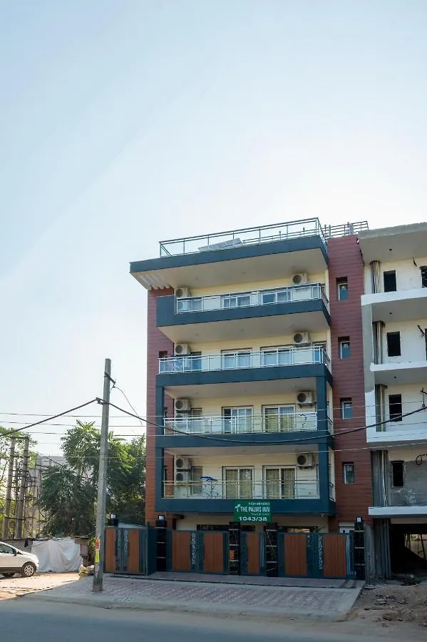 The Palms Inn I Near Medanta Medicity I Sec-38 Gurgaon India